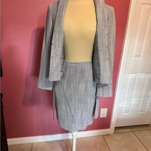 Lafayette 148 New York Gray Belted Blazer - Picture 8 of 16